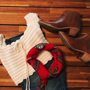 NWOT PacSun Knitted Off The Shoulder Crop Top